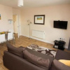 Отель Stayzo Castle Penthouse 16- A Clean Fresh Modern Apartment With Free Wi-fi, фото 5