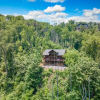 Отель Hollow's Haven by Avantstay Hot Tub, Sauna, Balcony and Tree Top Views, фото 16