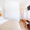 Отель Casa das Andorinhas - 1 Bedroom Apartment Sleeps 4, фото 2