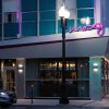 Отель Moxy New Orleans Downtown French Quarter в Новом Орлеане