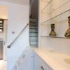 Отель Luxury Private Studio Spacious Stylish Mezzanine, фото 10