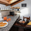 Отель L'UNA DI LAGO Lake Apartment With Parking, фото 3