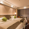 Отель Qianmen Holiday Inn (Zhuhai City Rail Mingzhu Station), фото 7