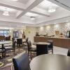 Отель La Quinta Inn & Suites Visalia/Sequoia Gateway, фото 5