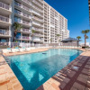 Отель Spacious 4th floor condo ON THE BEACH in the heart of Orange Beach, фото 14