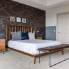 Отель Domio Downtown Chic 2Br 10 Min To George B Convention Center, фото 16