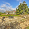 Отель Leelanau Country Cottage ~ 4 Mi to Suttons Bay!, фото 10
