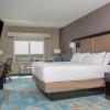 Отель Holiday Inn Express & Suites Norwood-Boston Area, an IHG Hotel, фото 22