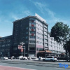 Отель Huayang Holiday Hotel, фото 1
