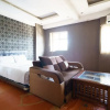 Отель OYO 94238 The Suite Metro Apartment by, фото 4