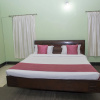 Отель OYO 11345 Hotel White House Inn, фото 16