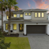 Отель Marvelous 4 Bd w Pool Close to Disney Sonoma 2690, фото 1