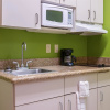 Отель OYO Townhouse Sulphur, LA Extended Stay, фото 23