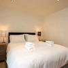 Отель Comfy 2 Bedroom Apartment Near Edinburgh City Centre, фото 4