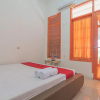 Отель RedDoorz Resort Syariah @ Batu Apung Purwakarta, фото 14