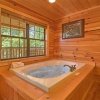 Отель Smoky Mountain Hideaway 7 Bedroom Home with Hot Tub, фото 5