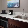 Отель Hampton Inn & Suites Teaneck/Glenpointe, фото 4