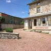 Отель Gîte Belmont-de-la-Loire, 7 pièces, 13 personnes - FR-1-496-140 в Тернане