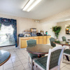 Отель Econo Lodge Pearl, фото 20