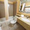 Отель Seashire Inn & Suites, фото 5