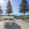 Отель Kaikoura Waterfront Apartments, фото 16