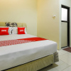 Отель Wisma Cahaya Abadi Guest House by OYO Rooms, фото 18