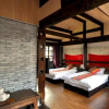 Отель Seven Trees Inn, фото 2