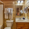 Отель Ern864 - The Cedars - Great Location! Close To All The Action! 5 Bedroom Cabin by RedAwning, фото 10