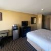 Отель Clarion Inn & Suites, фото 17