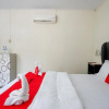 Отель RedDoorz Plus Syariah at Alam Raya Hotel, фото 4