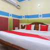 Отель OYO 30100 Lucky Guest House, фото 12