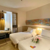 Отель MaxOneHotels Premier Melawai, фото 2
