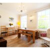 Отель 3-br Spacious Flat in Central London, фото 12