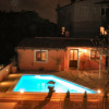 Отель Nice Bungalow With Shared Swimming Pool and Enclosed Garden With Bbq, Pula 5 km Away, фото 1