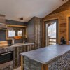 Отель Chalet Capricorne -impeccable Ski in out Chalet With Sauna and Views, фото 23