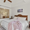 Отель Reunion townhome with 3 bedroom suites, фото 30