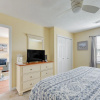 Отель Myrtle Beach Condo w/ Pool Access: 5 Mi to Beach!, фото 4