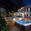 Отель Luxurious Holiday Home in Makarska with Hot Tub, фото 7