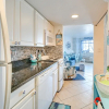 Отель Blue Water Beachfront Condo: 2 Mi to Skywheel!, фото 7