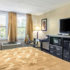 Отель La Casa Inn & Suites - Middleboro, фото 7