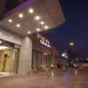 Отель Grand Lily Hotel Suites, фото 1