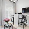Отель Modern Apartment in the Heart of the Old Town, фото 11