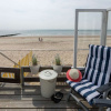 Отель Unique Beachhouse Located on the Beach of Dishoek 2 Adults and 2 Children, фото 2