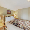 Отель Roundette Cabin 2 Bedrooms 1.5 Bathroom Cabin, фото 3