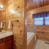Отель Mountain View Lodge 8 Bedroom Home with Hot Tub, фото 19