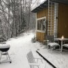 Отель Apple Tree Cabin With River Views, фото 14