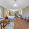 Отель Howard Johnson By Wyndham Lake Serenity Hotel Neijiang, фото 9