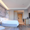 Отель Yushi Beach Hostel, фото 6