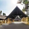 Отель Novotel Bogor Golf Resort & Convention Center, фото 1