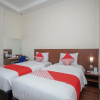 Отель OYO 987 Hotel Bina Darma, фото 9